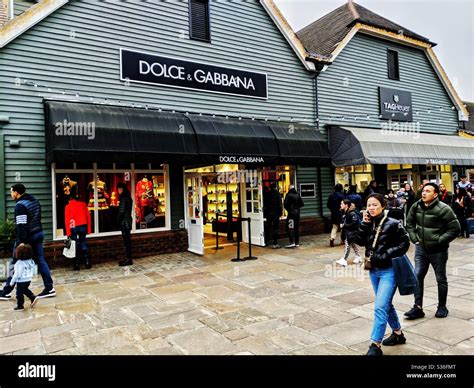 Dolce & Gabbana Bicester ⏰ opening times c/o Bicester Village 